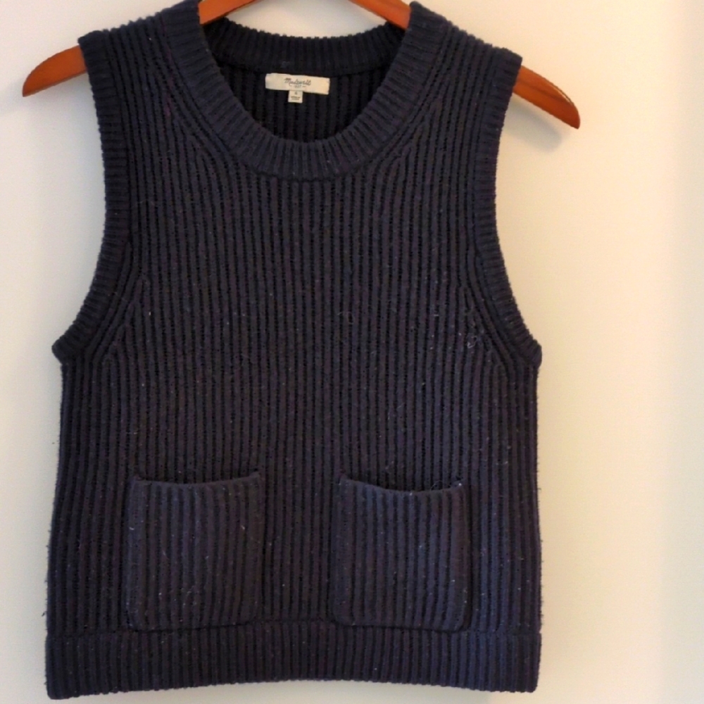 Navy Blue Sleeveless Sweater Vest